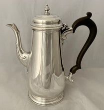 Edwardian Silver Coffee Pot in the Georgian Style. London 1902 Joseph Vander. 23.5 troy ounces.