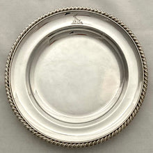 Late Georgian, Old Sheffield Plate Crested Dinner Plate. J. Watson & Co. Sheffield, circa 1830.