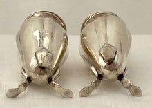 Edwardian Pair of Silver Peppers. Birmingham 1909 Horace Woodward & Co.