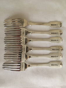 Georgian, George IV, set of six crested silver dessert forks. London 1821 Solomon Royes. 9.77 troy ounces.
